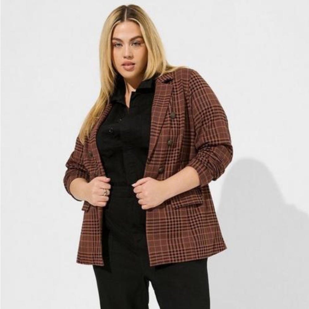 Ponte Double Breasted Relaxed Blazer (Studio)